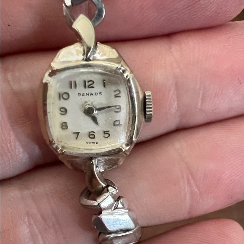 Women's Silver Benrus Watch (Winds Smoothly & Runs)